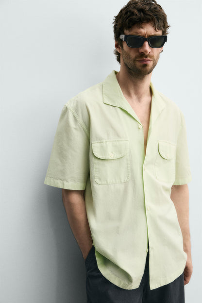 CAMISA REGULAR FIT COM BOLSOS