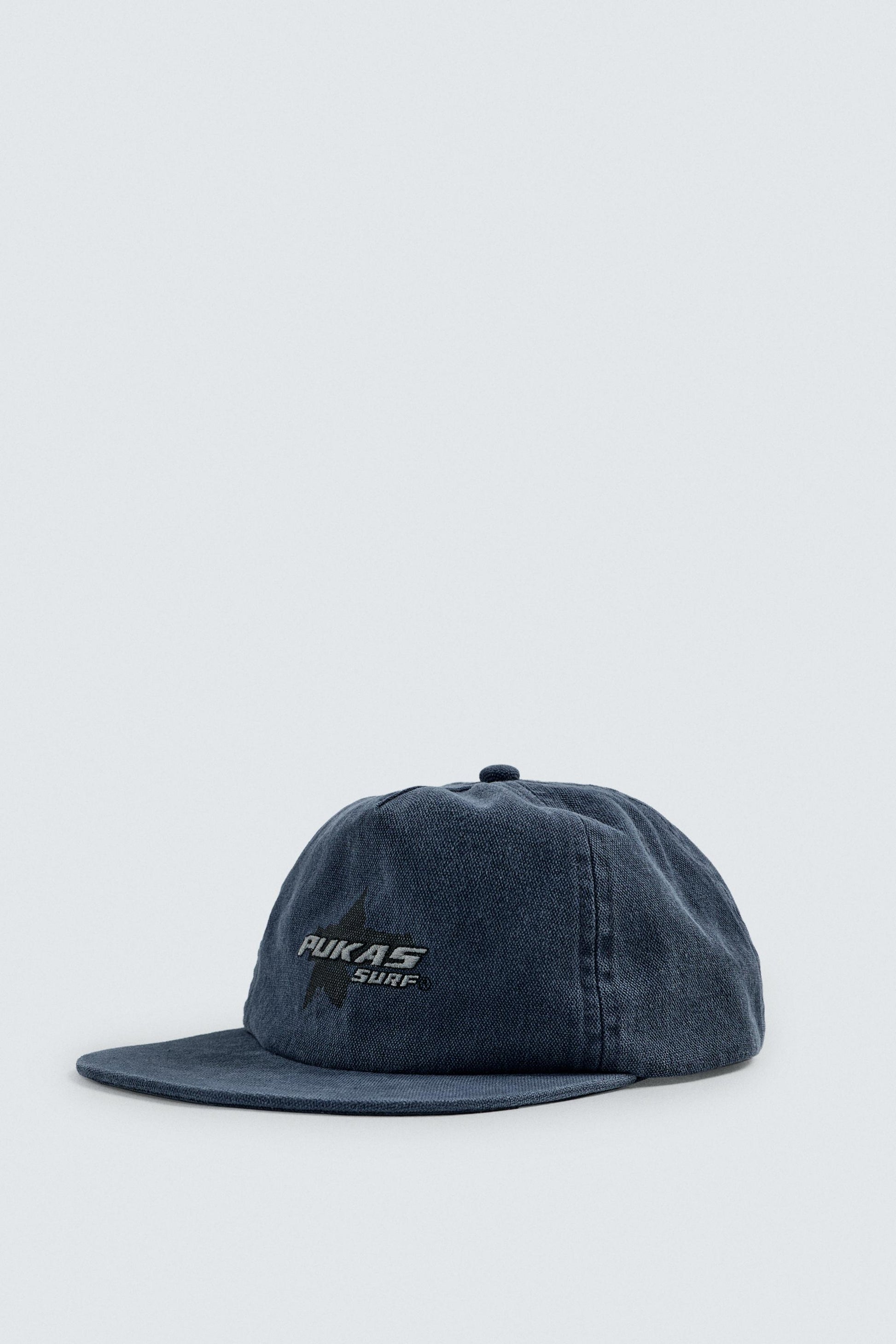 BONÉ VISEIRA PLANA PUKAS SURF X ZARA