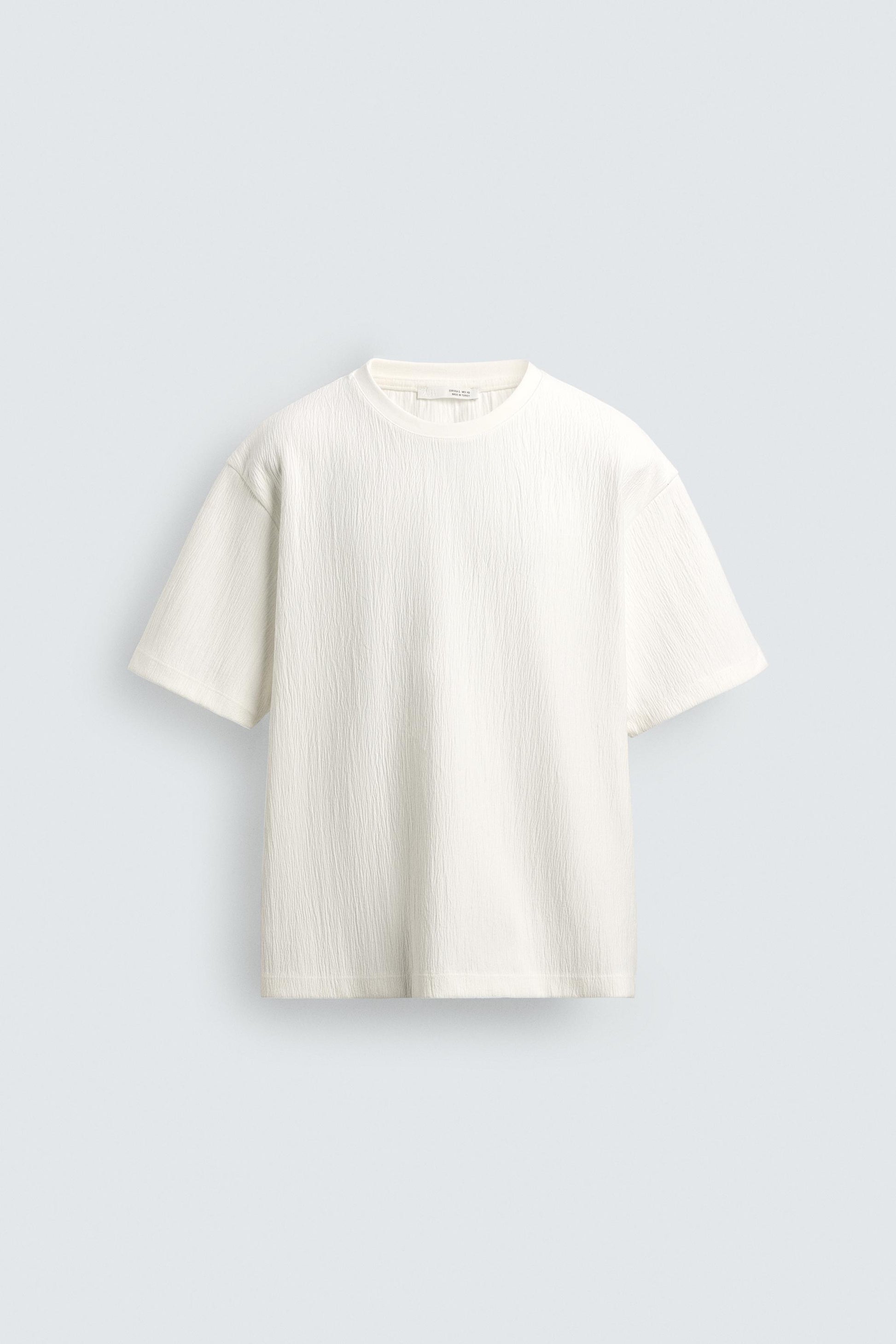 T-SHIRT RELAXED FIT ESTRUTURADA