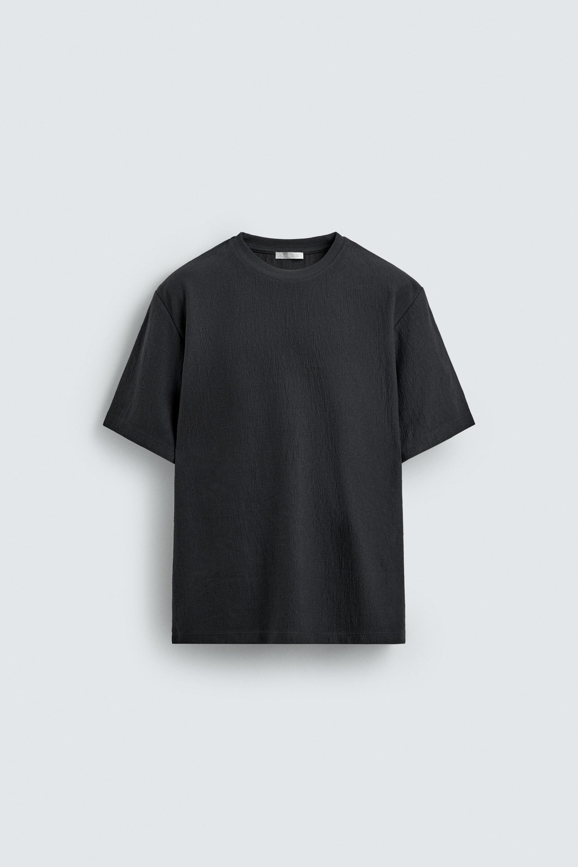 T-SHIRT RELAXED FIT ESTRUTURADA