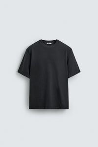 T-SHIRT RELAXED FIT ESTRUTURADA