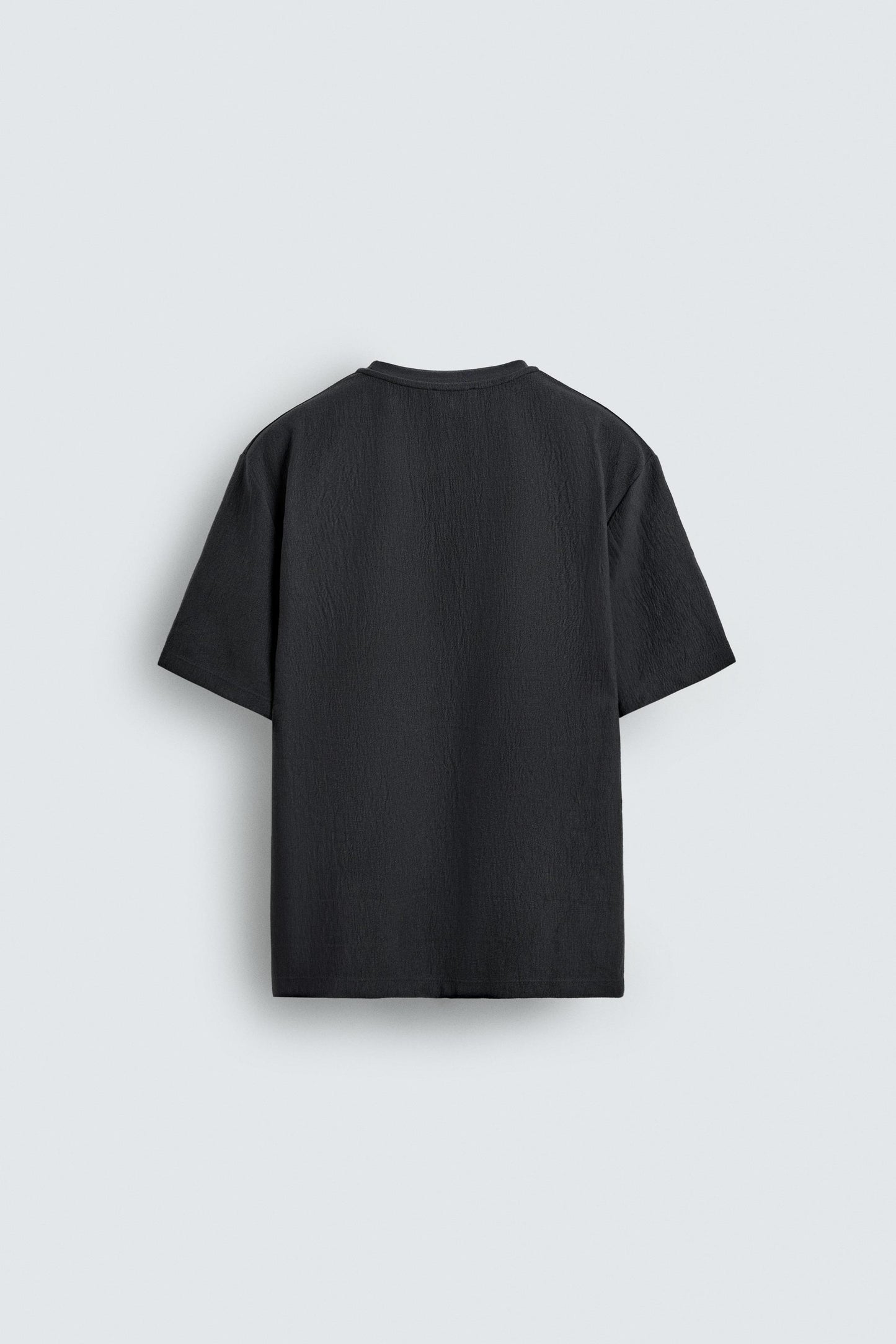 T-SHIRT RELAXED FIT ESTRUTURADA