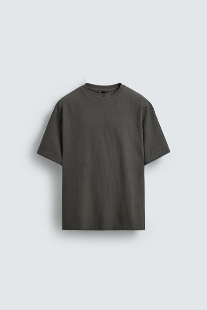 T-SHIRT RELAXED FIT ESTRUTURADA