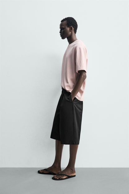 T-SHIRT RELAXED FIT ESTRUTURADA