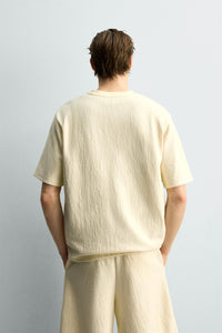 T-SHIRT RELAXED FIT ESTRUTURADA