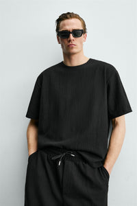 T-SHIRT RELAXED FIT ESTRUTURADA