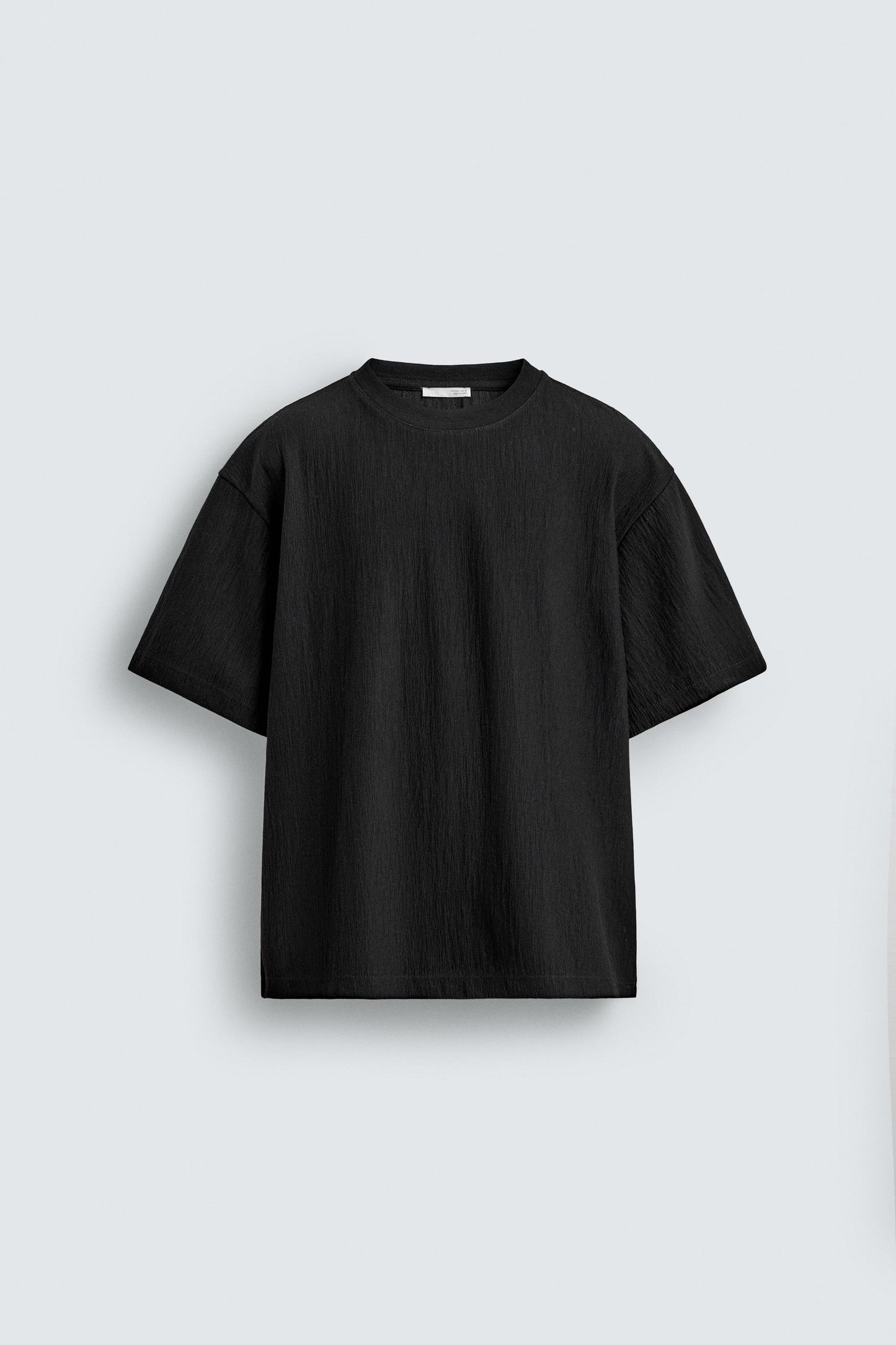 T-SHIRT RELAXED FIT ESTRUTURADA