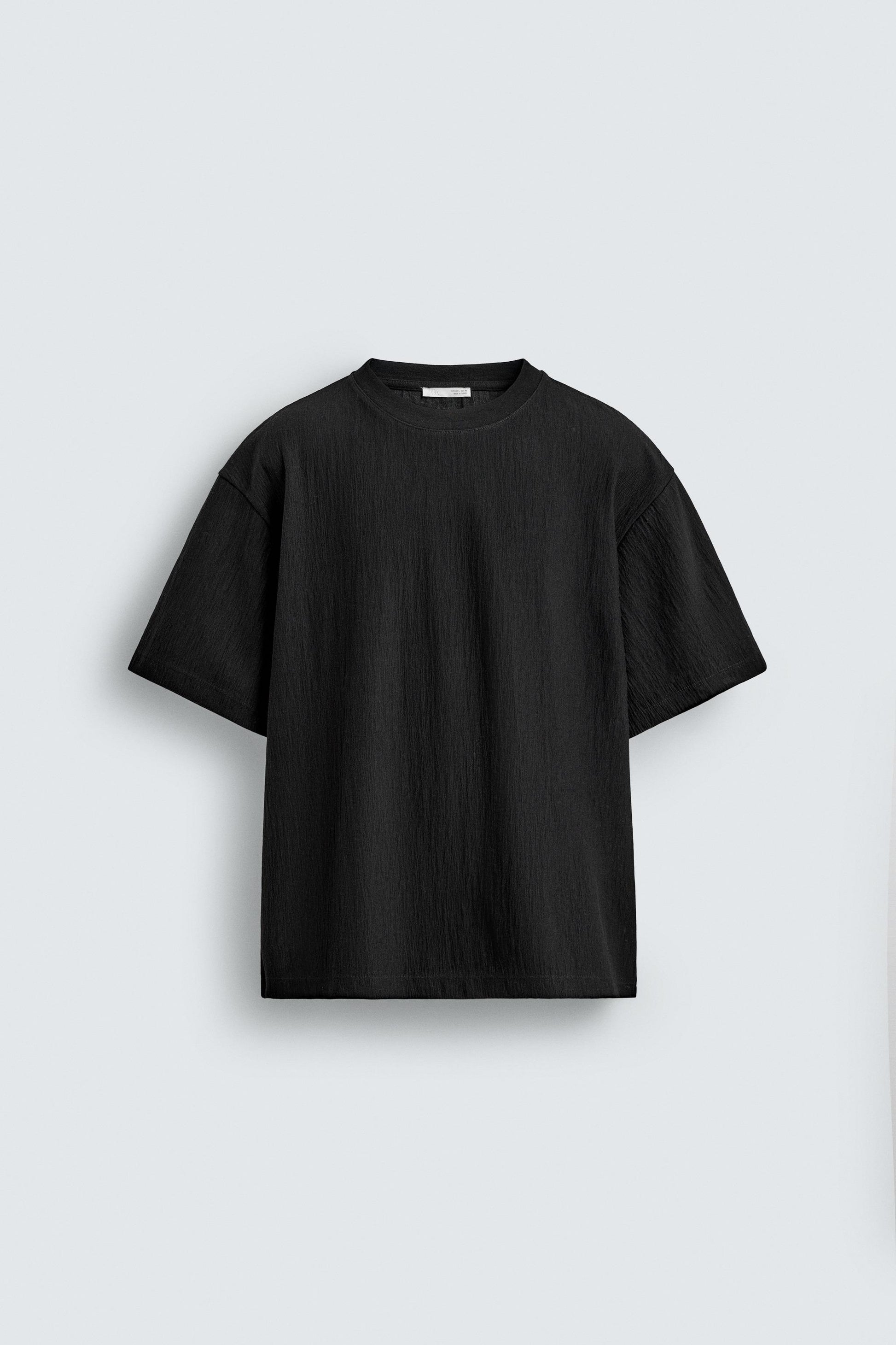 T-SHIRT RELAXED FIT ESTRUTURADA