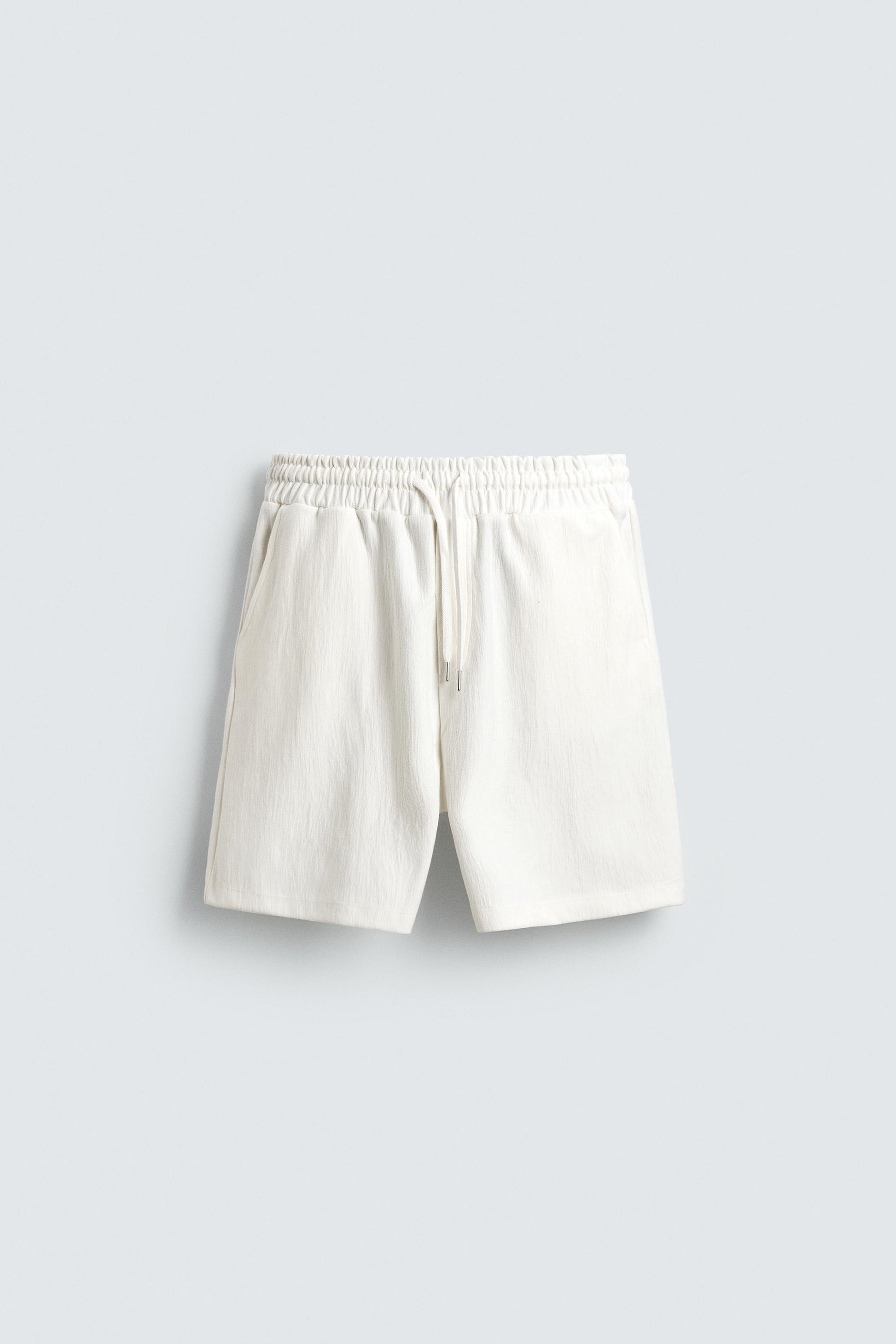 CALÇÕES BERMUDA JOGGER COM ESTRUTURA