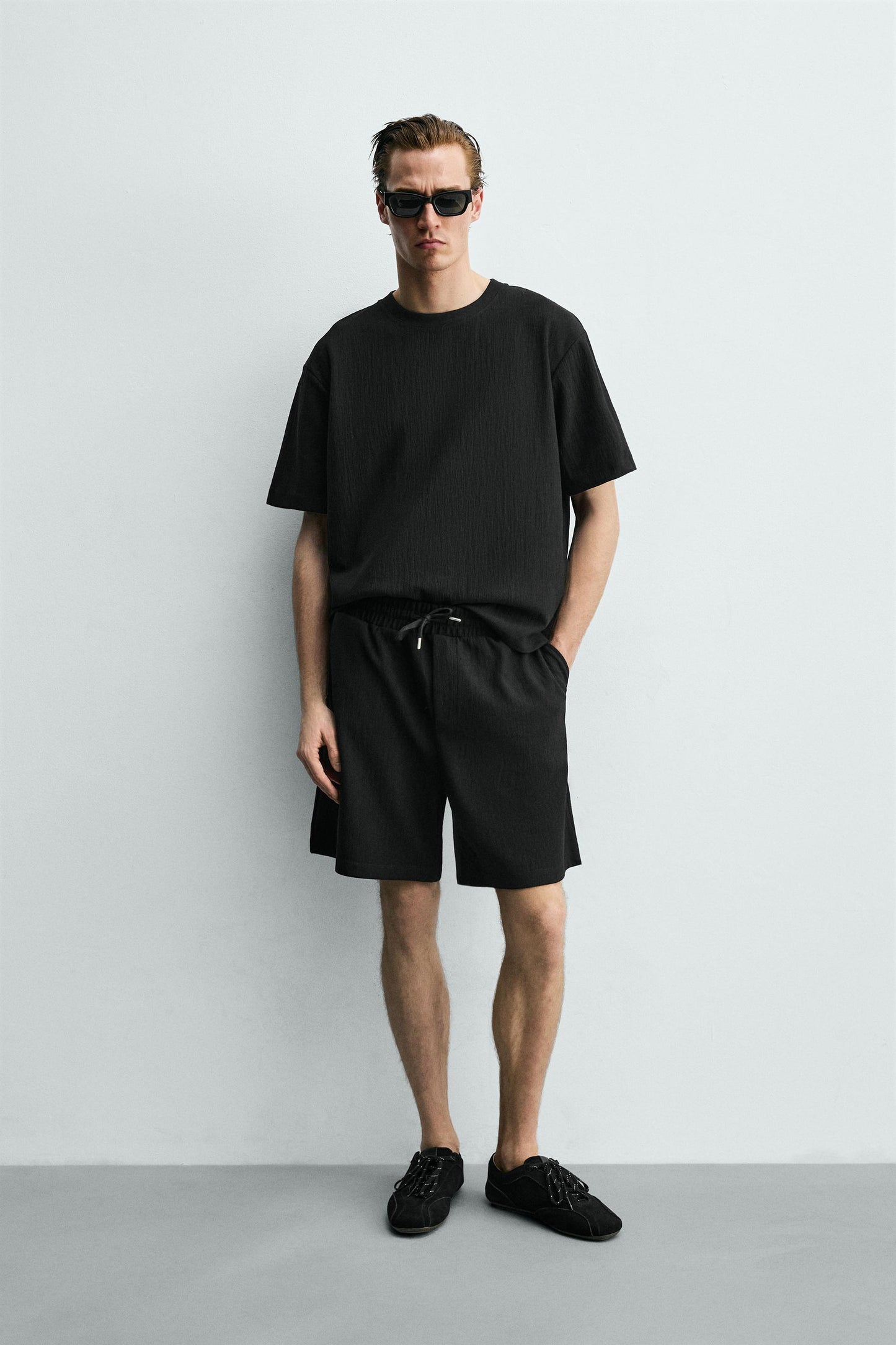 CALÇÕES BERMUDA JOGGER COM ESTRUTURA