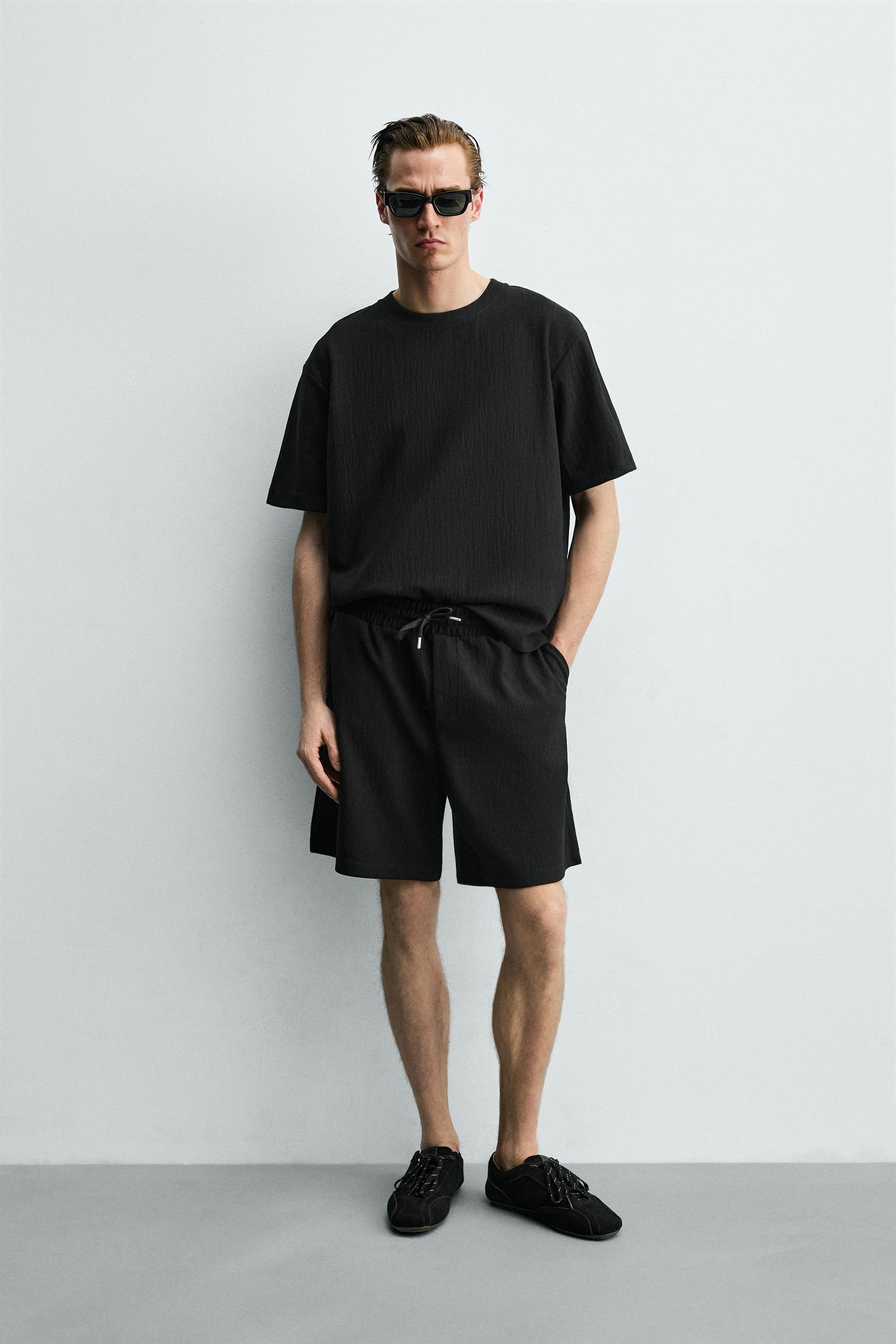CALÇÕES BERMUDA JOGGER COM ESTRUTURA