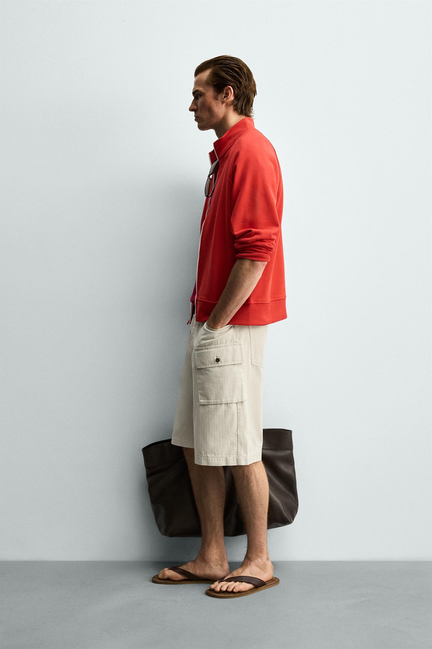SWEATSHIRT RELAX FIT COM ZIP EM CONTRASTE