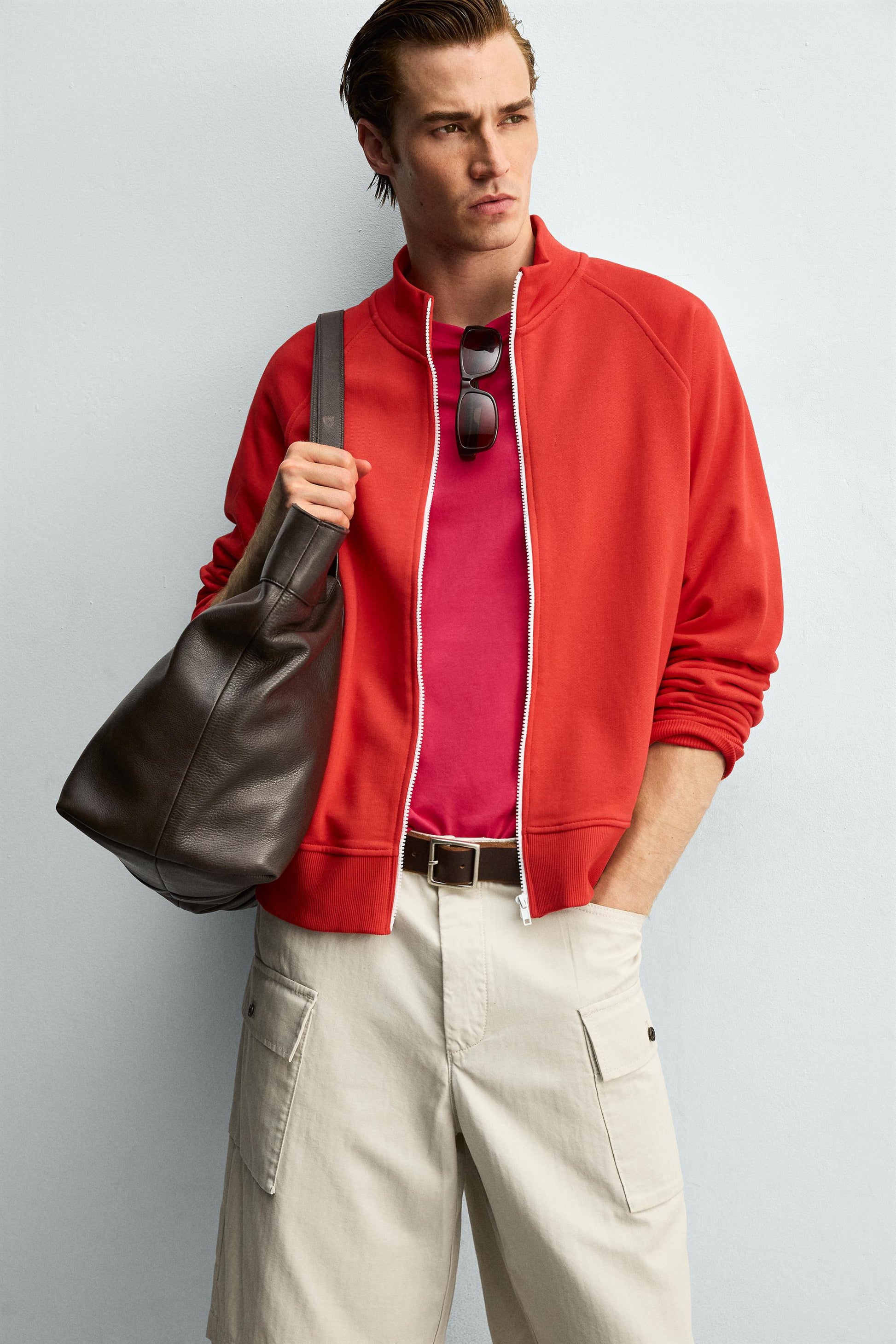 SWEATSHIRT RELAX FIT COM ZIP EM CONTRASTE