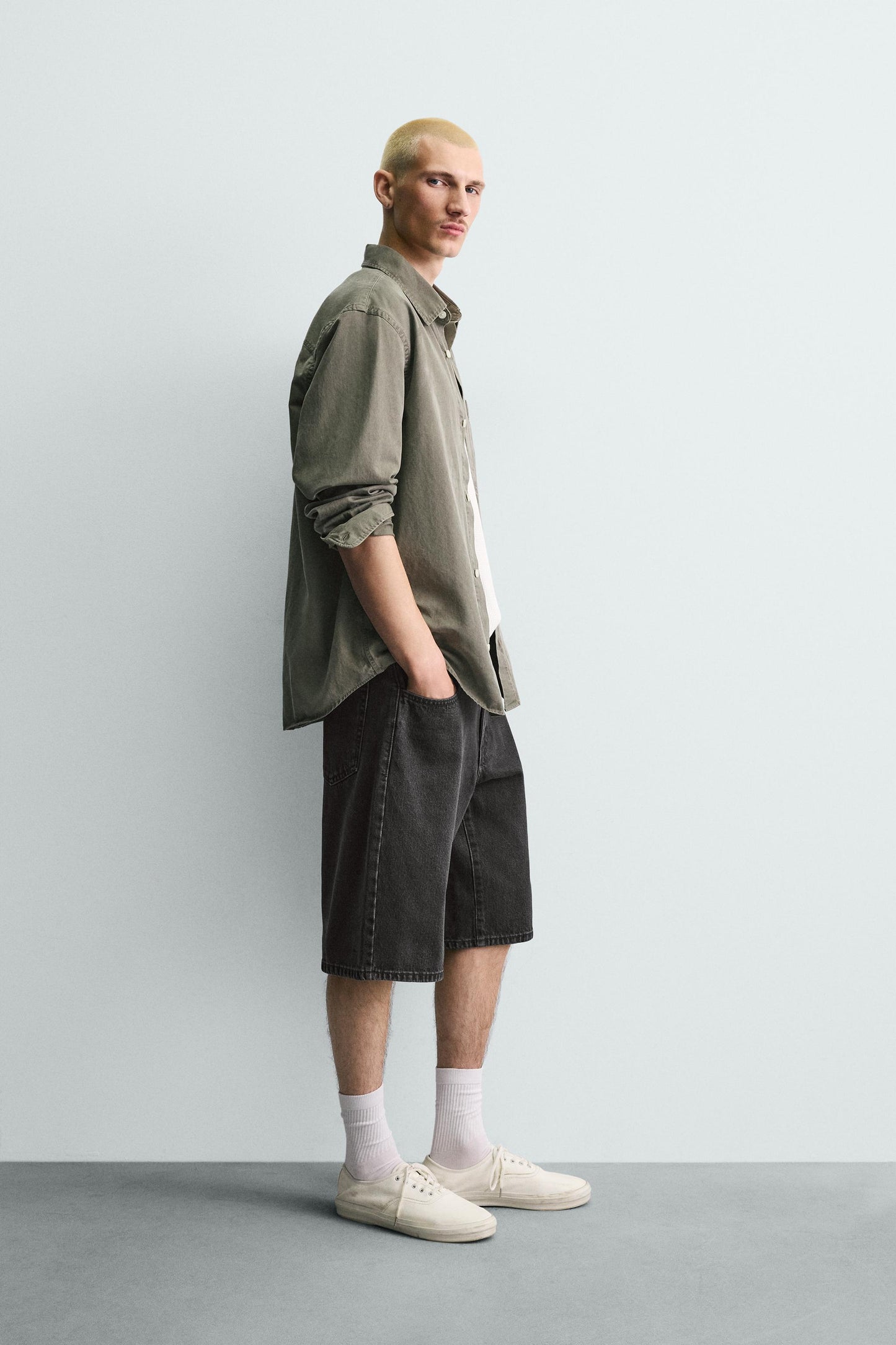 CALÇÕES BERMUDA DENIM BAGGY FIT