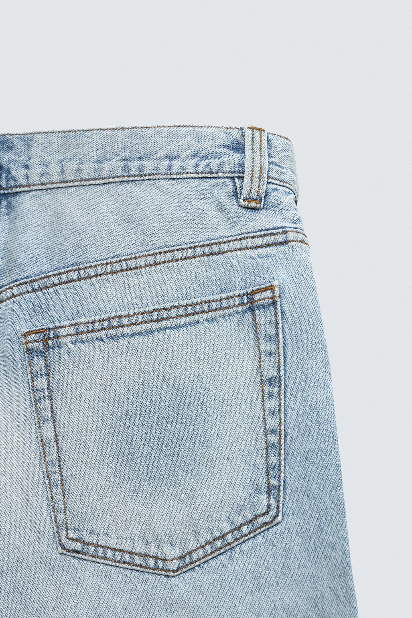 CALÇÕES BERMUDA DENIM RELAXED FIT