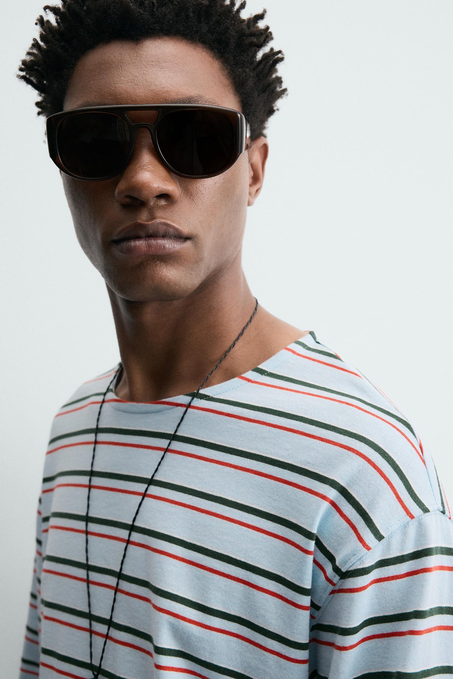T-SHIRT JACQUARD ÀS RISCAS
