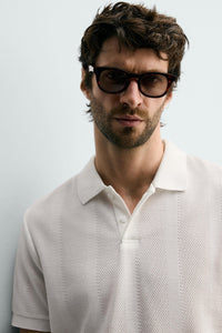 POLO REGULAR FIT JACQUARD ÀS RISCAS
