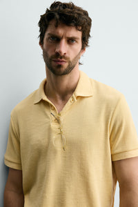 POLO REGULAR FIT JACQUARD ÀS RISCAS
