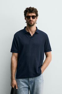 POLO REGULAR FIT JACQUARD ÀS RISCAS