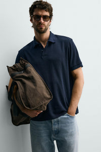 POLO REGULAR FIT JACQUARD ÀS RISCAS