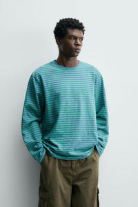 T-SHIRT RELAX FIT JACQUARD ÀS RISCAS