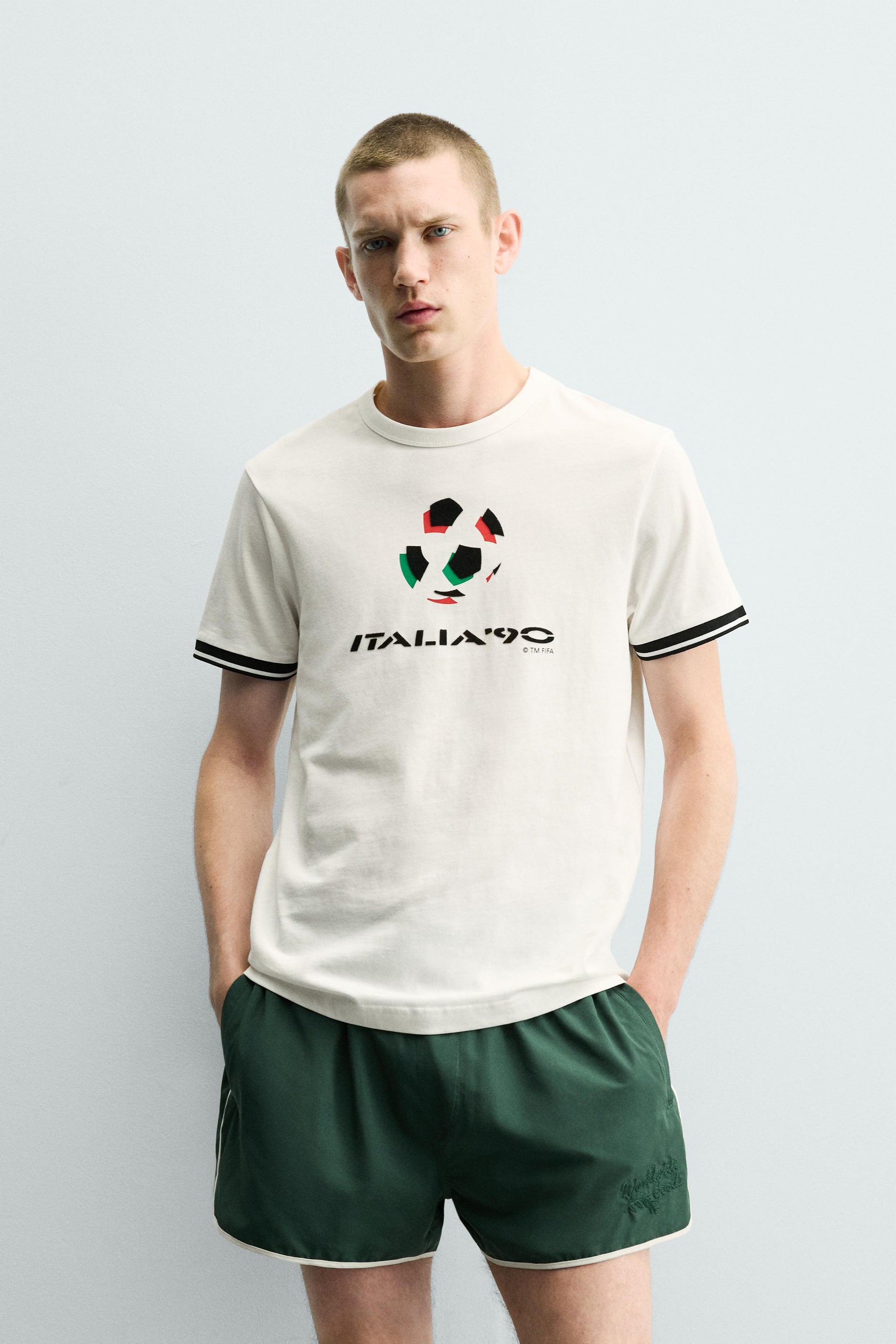 T-SHIRT CONTRASTE ITÁLIA 90 FIFA WORLD CUP™ FIFA CLASSICS