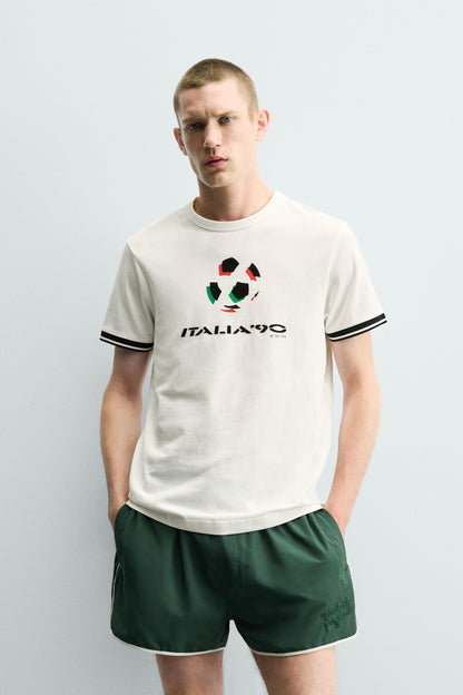 T-SHIRT CONTRASTE ITÁLIA 90 FIFA WORLD CUP™ FIFA CLASSICS
