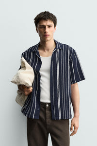 CAMISA REGULAR FIT JACQUARD ÀS RISCAS