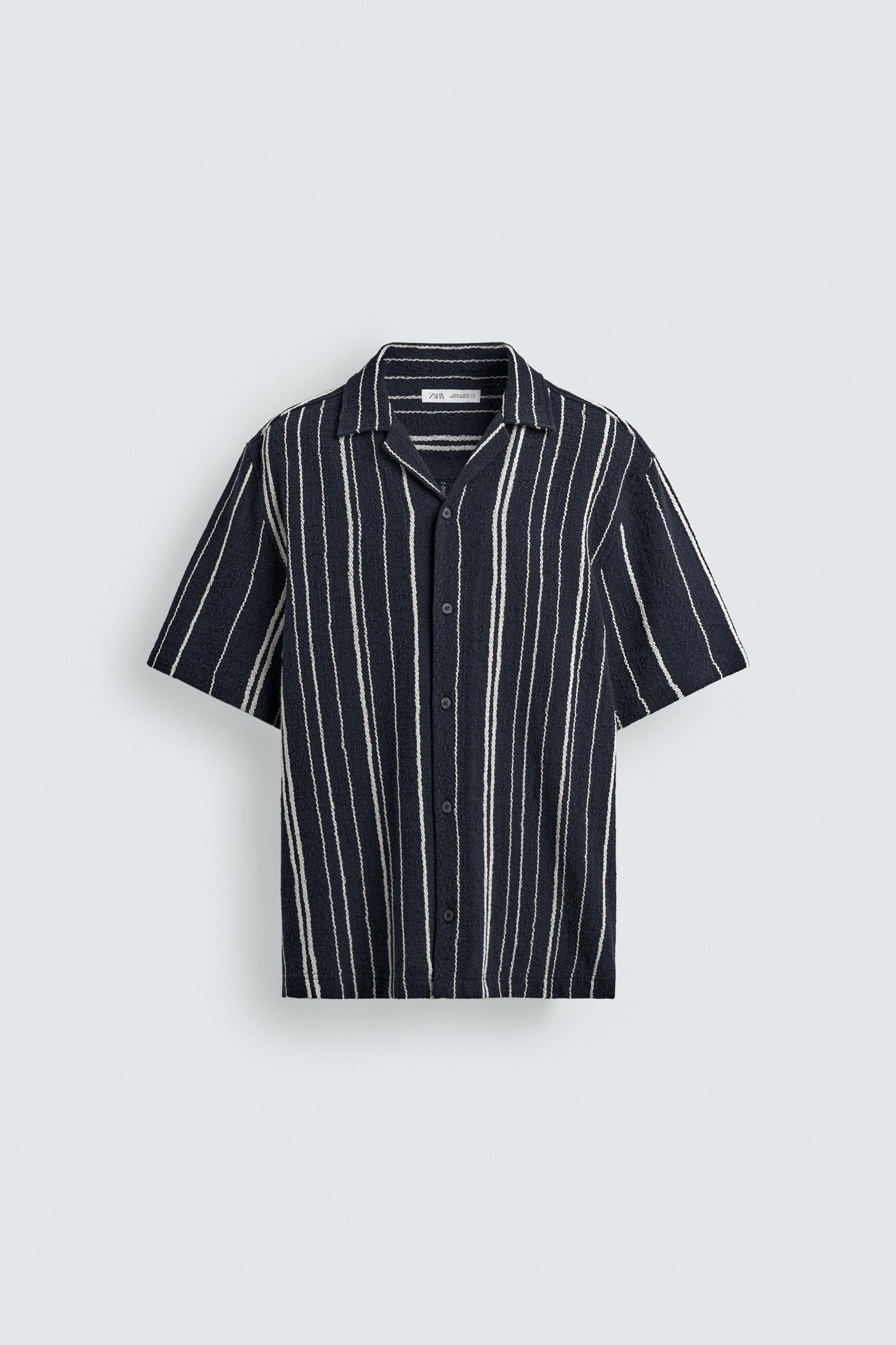 CAMISA REGULAR FIT JACQUARD ÀS RISCAS