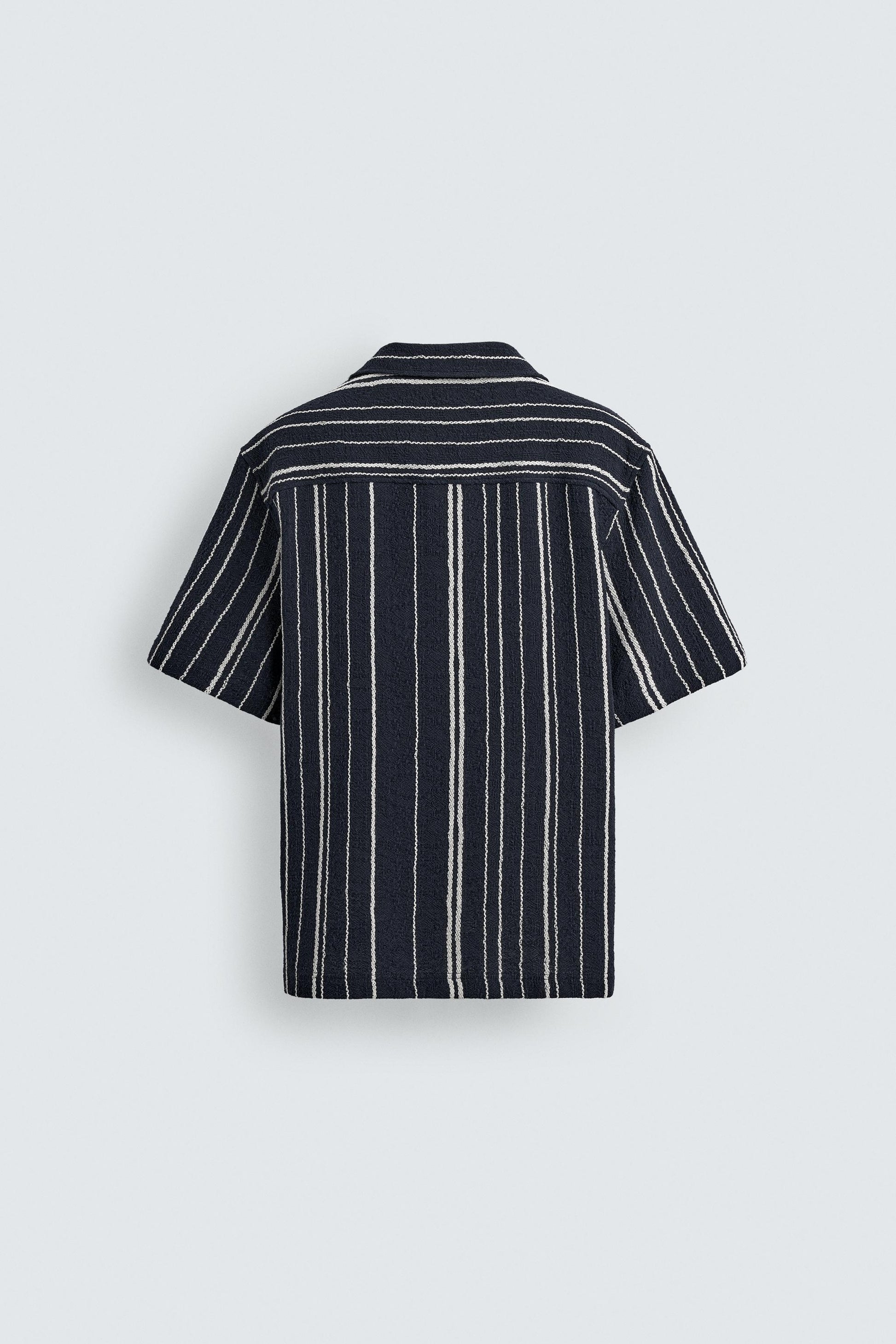 CAMISA REGULAR FIT JACQUARD ÀS RISCAS