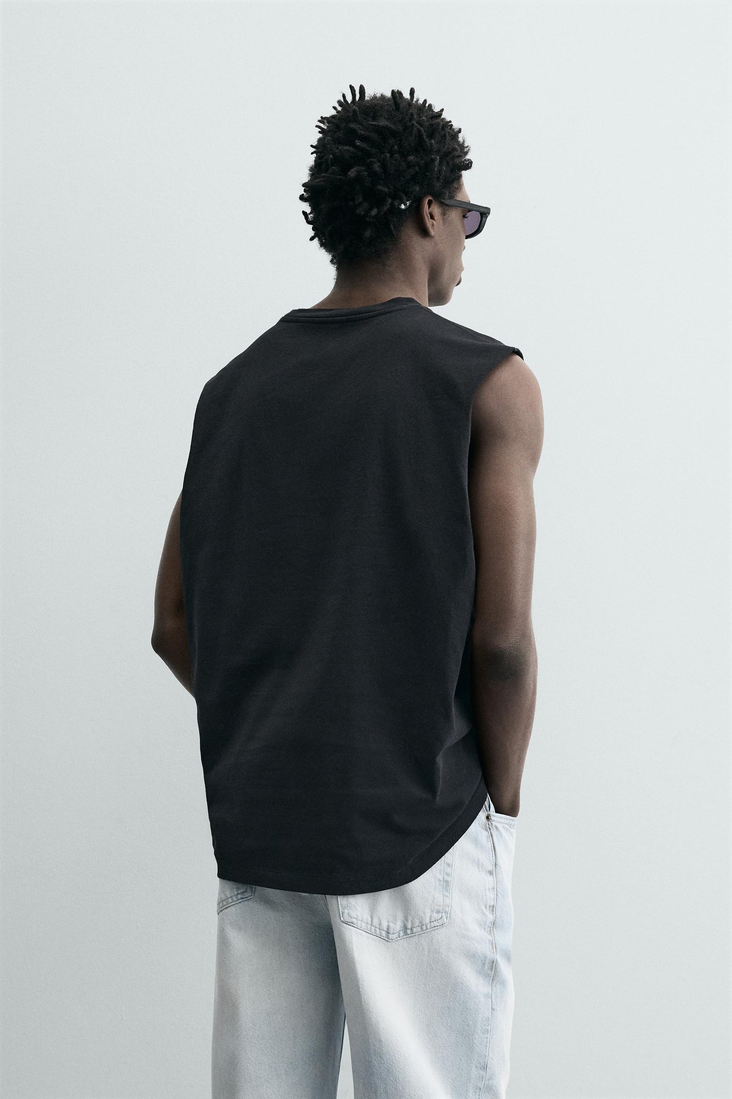 T-SHIRT TANK LIGHTWEIGHT RELAXED FIT