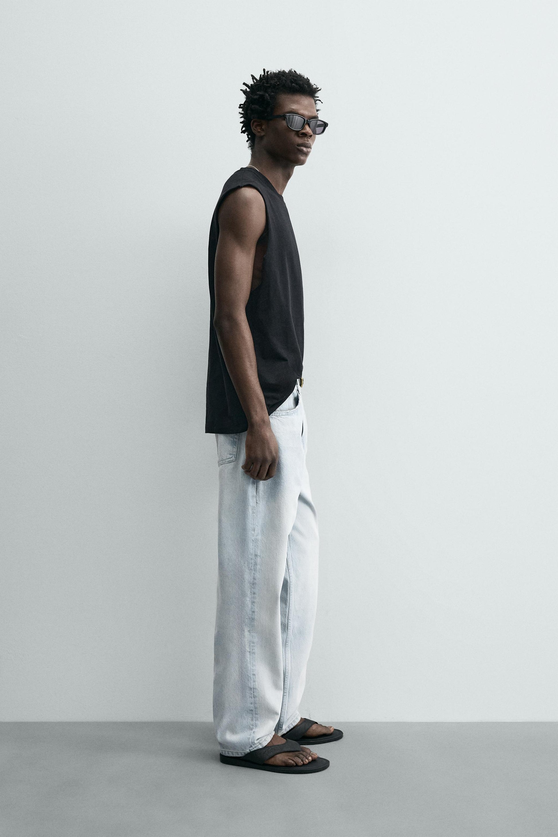 T-SHIRT TANK LIGHTWEIGHT RELAXED FIT