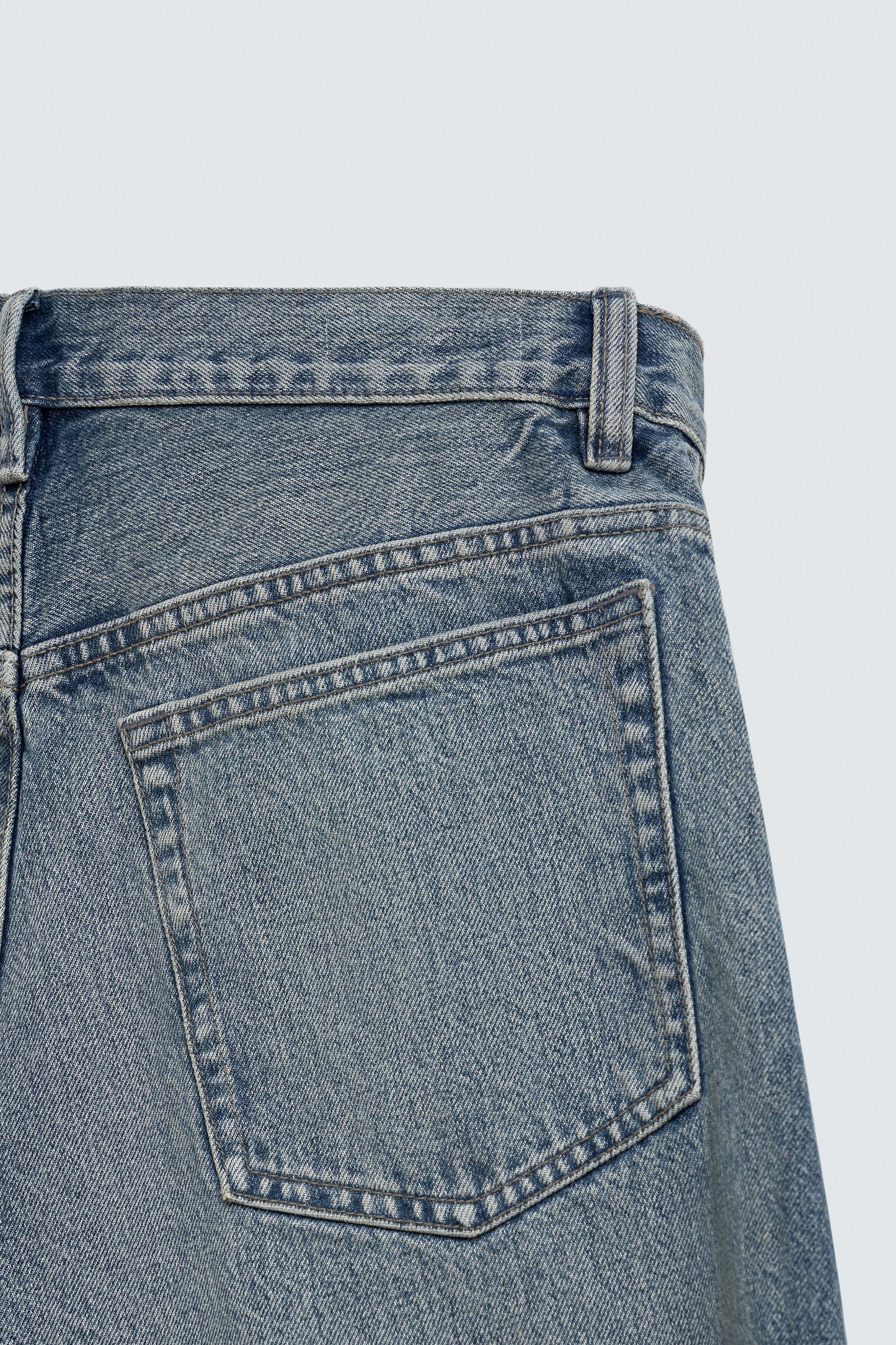 CALÇÕES BERMUDA DENIM RELAXED FIT