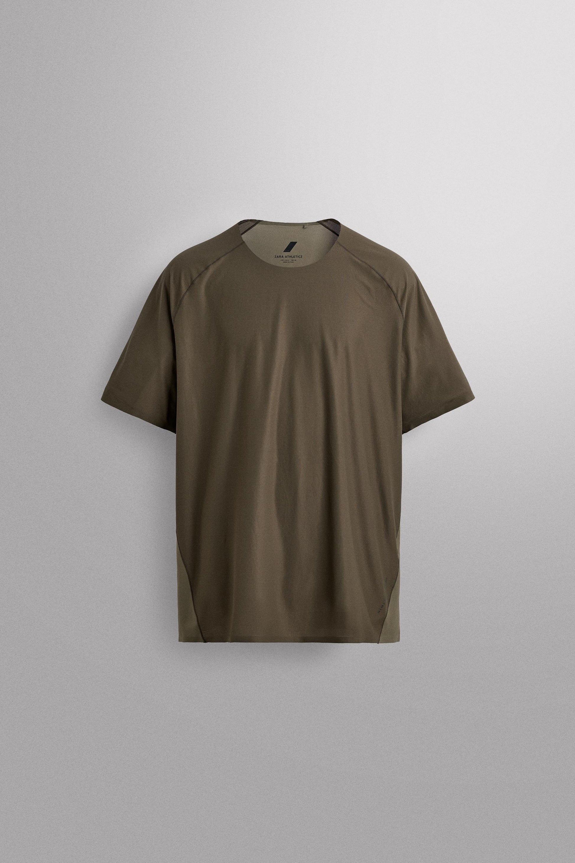 T-SHIRT TÉCNICA ESTRUTURA COLOR BLOCK