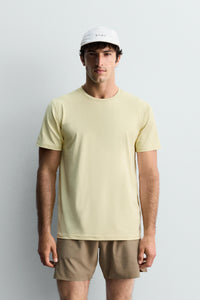 T-SHIRT TÉCNICA BÁSICA