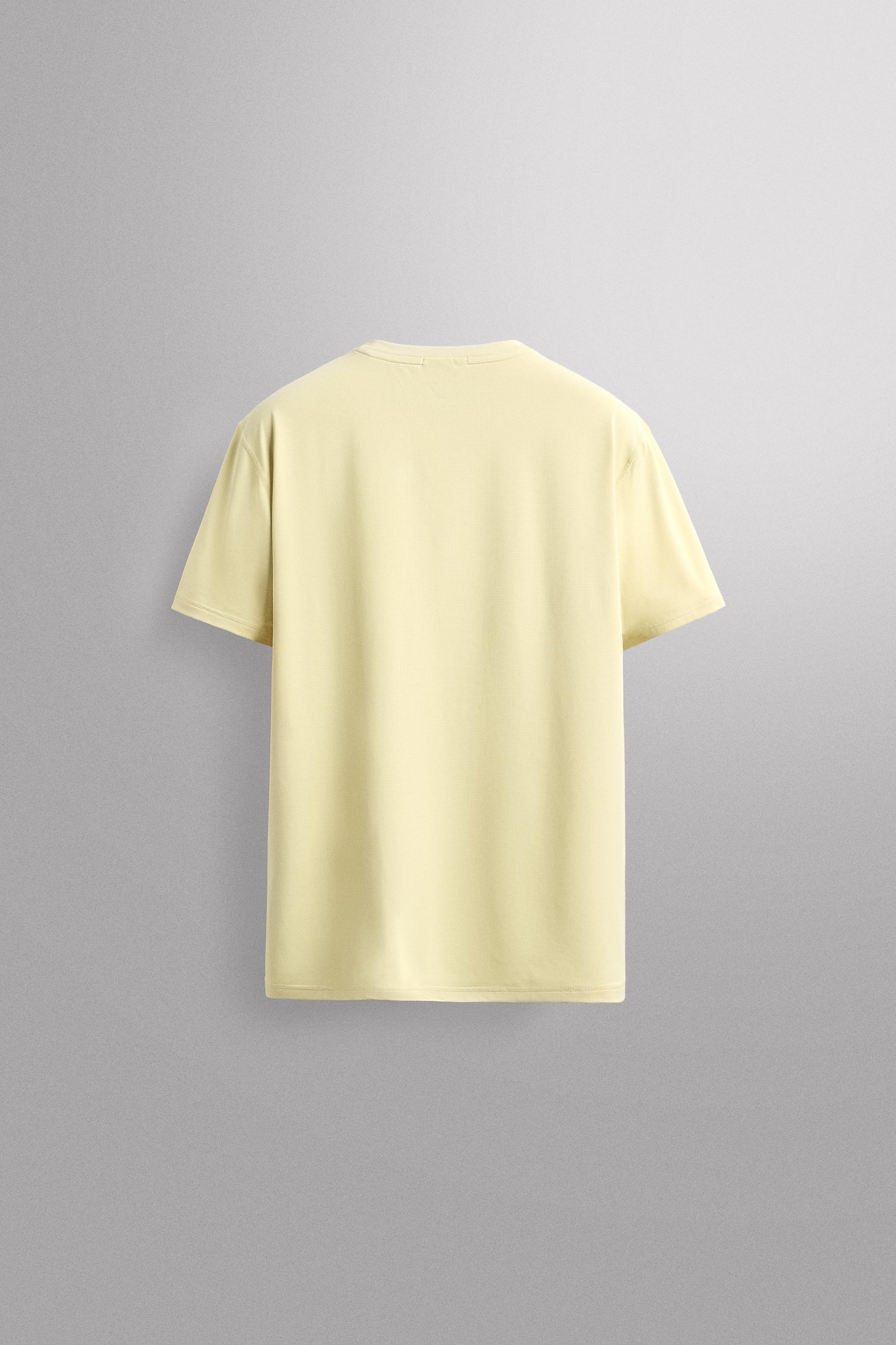 T-SHIRT TÉCNICA BÁSICA