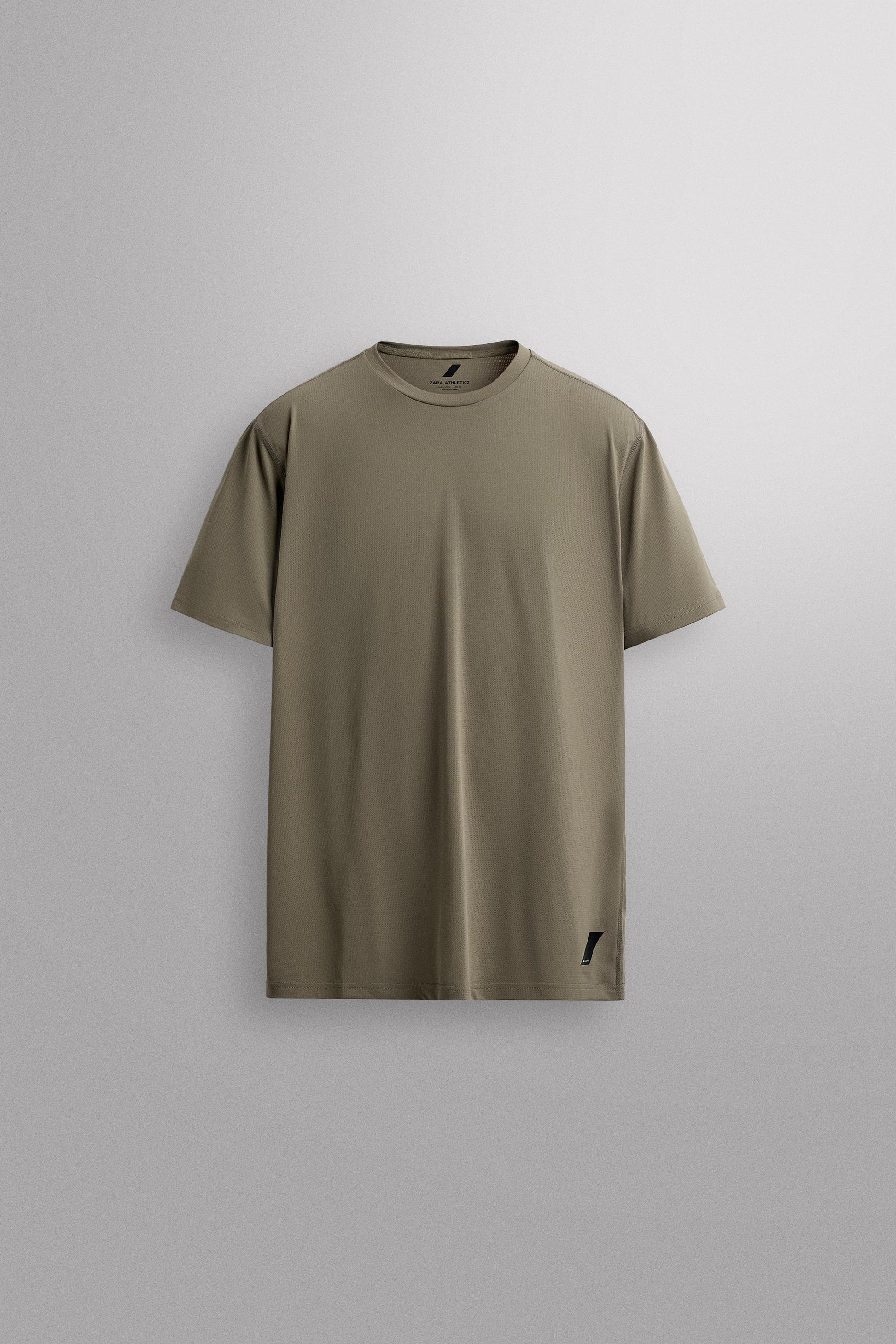T-SHIRT TÉCNICA BÁSICA