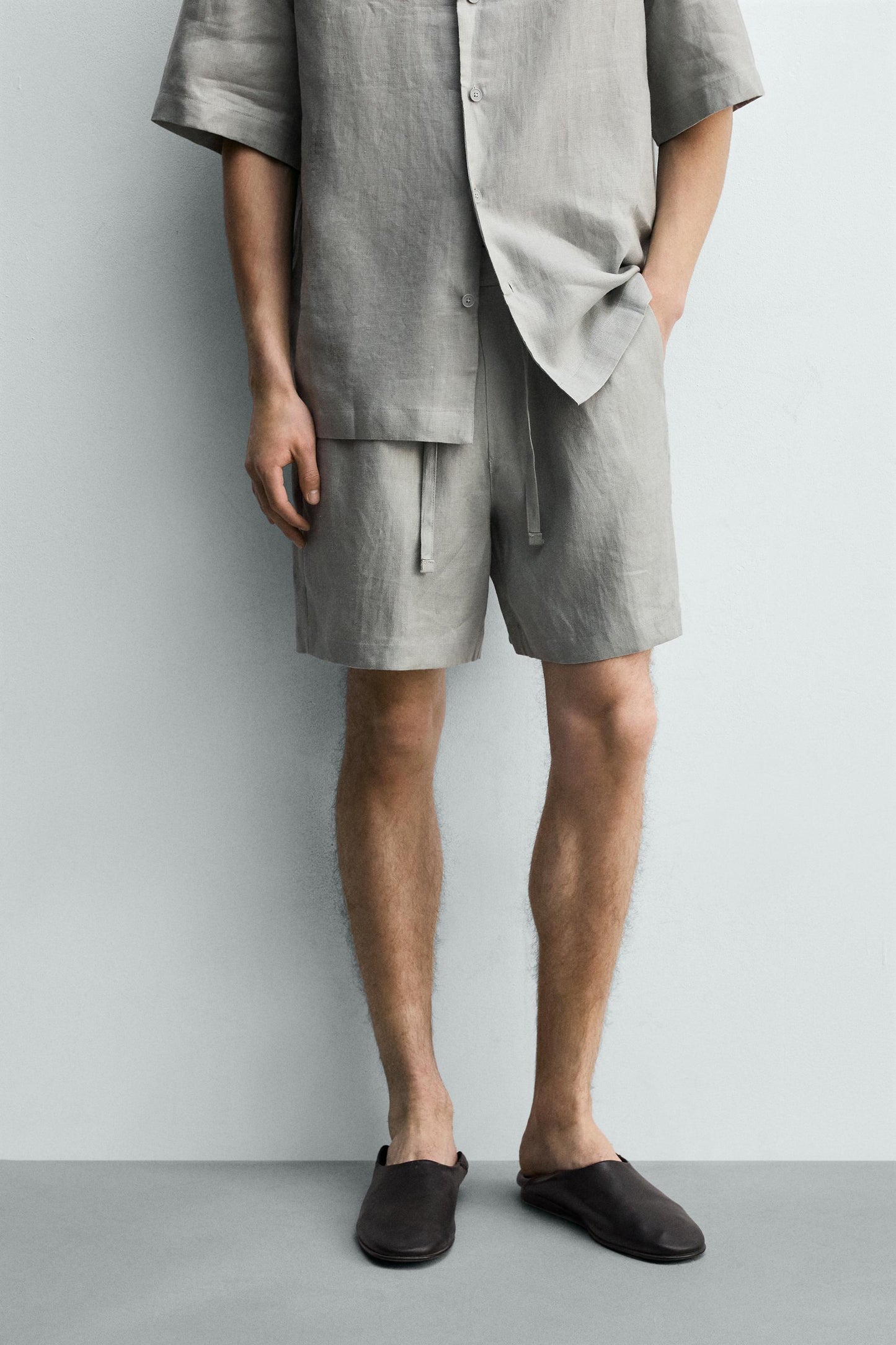 CALÇÕES BERMUDA RELAXED FIT 100% LINHO