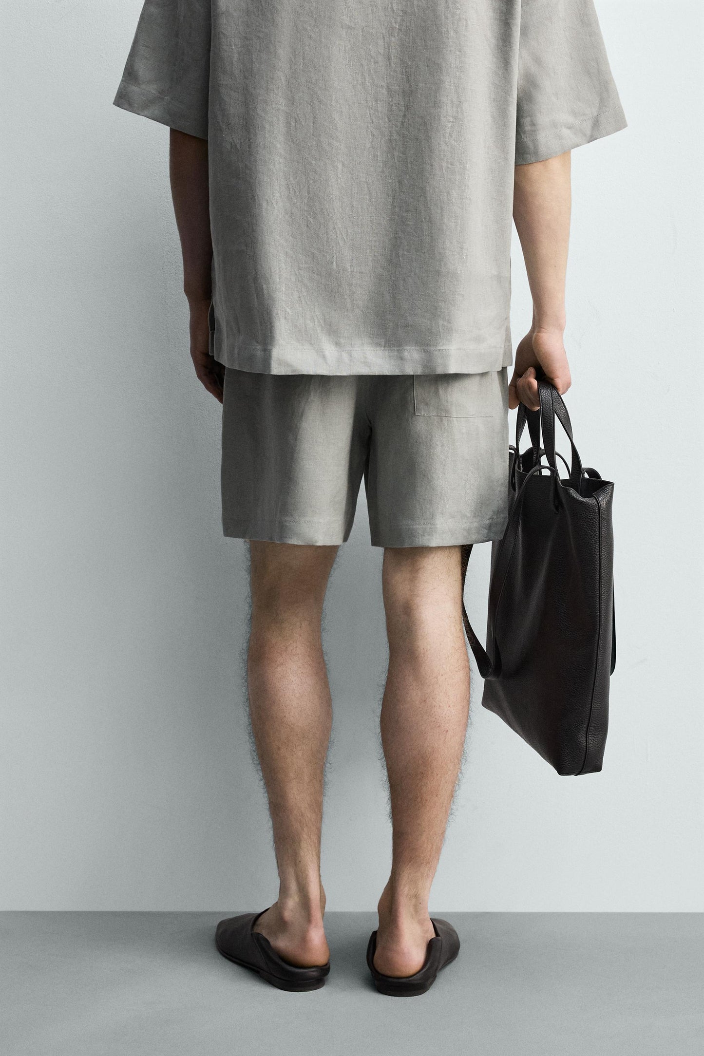 CALÇÕES BERMUDA RELAXED FIT 100% LINHO