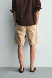 CALÇÕES BERMUDA RELAXED FIT COM CINTO