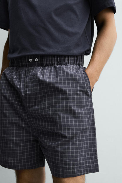 CONJUNTO DE PIJAMA COMBINADO BERMUDA XADREZ