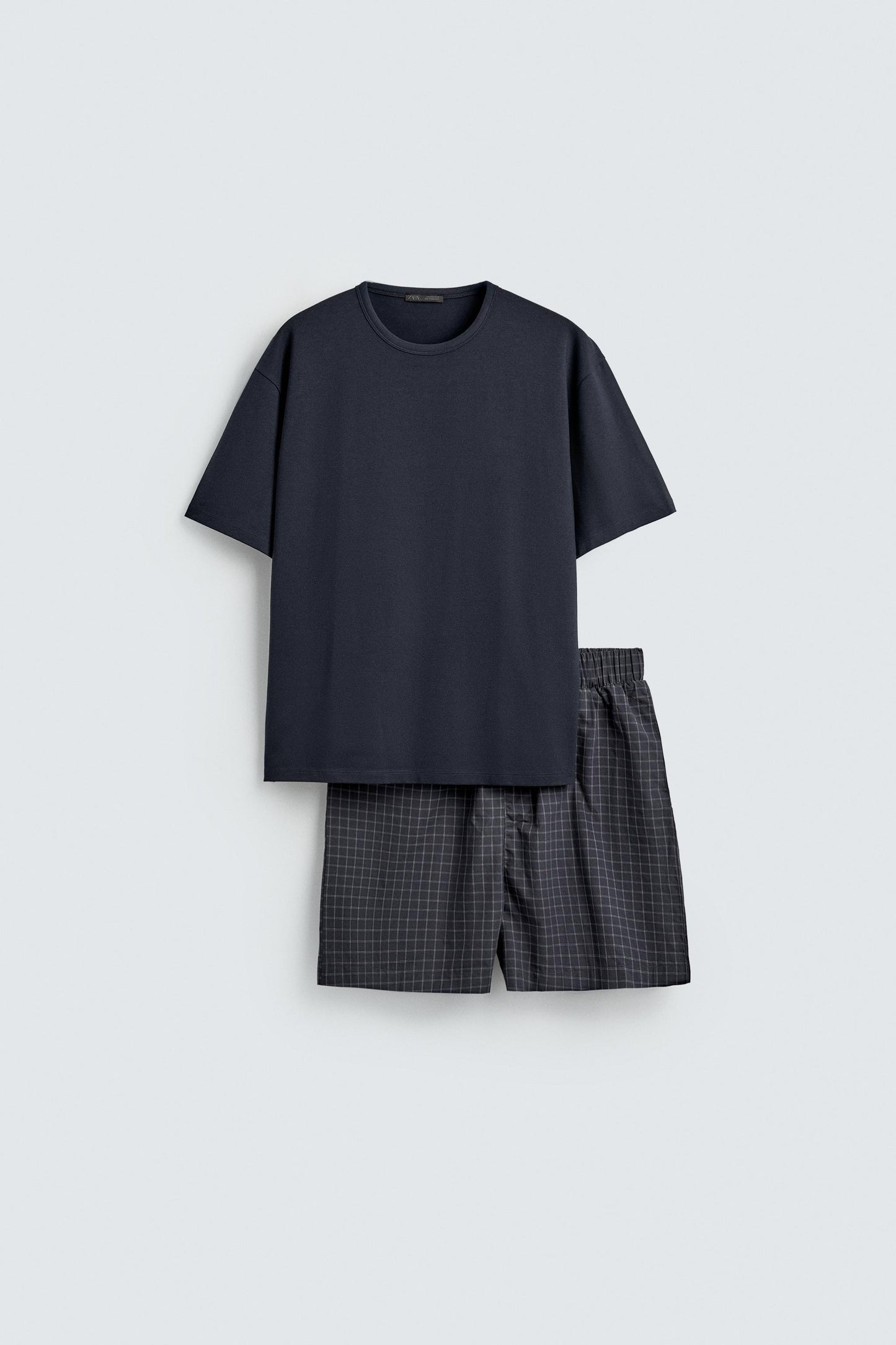 CONJUNTO DE PIJAMA COMBINADO BERMUDA XADREZ