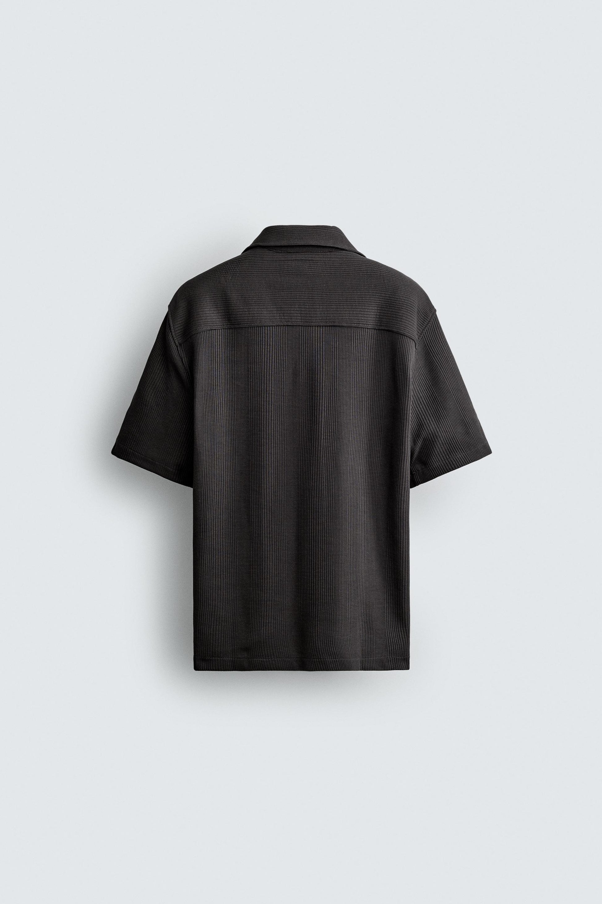 CAMISA REGULAR FIT COM ESTRUTURA