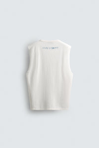 T-SHIRT TANK DE MALHA COM LAVAGEM E ESTAMPADO
