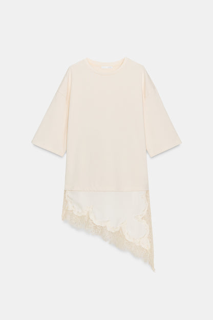 T-SHIRT COMBINADA COM RENDA - Cru