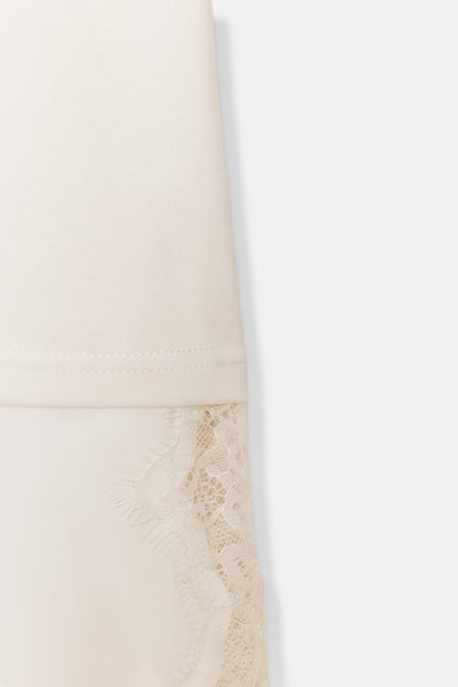 T-SHIRT COMBINADA COM RENDA - Cru