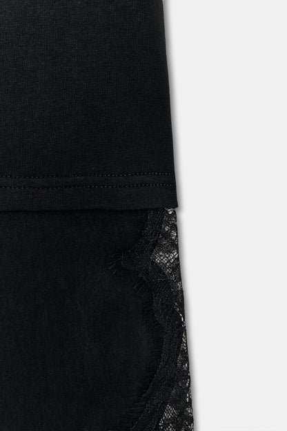 T-SHIRT COMBINADA COM RENDA - Preto