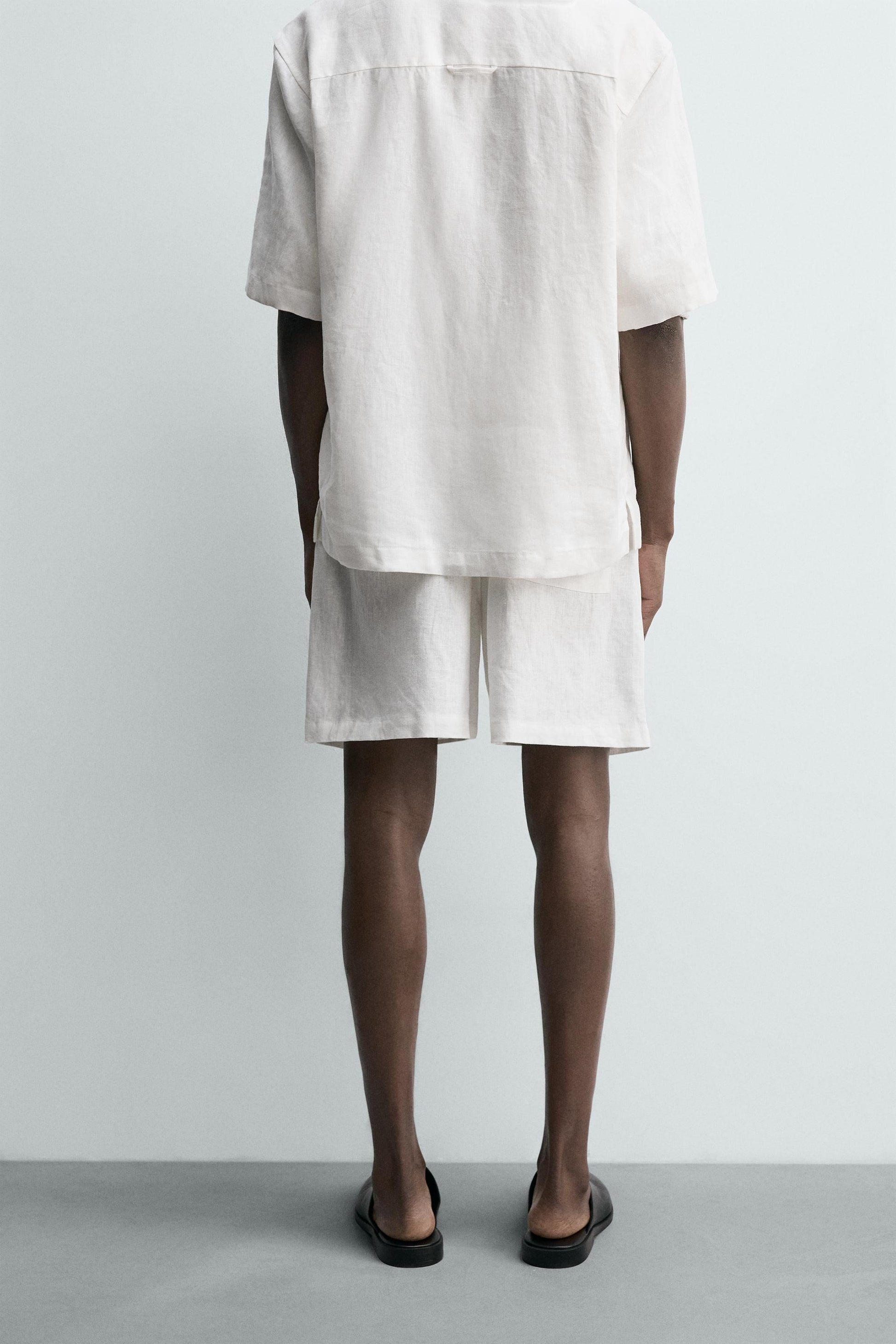 CALÇÕES BERMUDA RELAXED FIT 100% LINHO