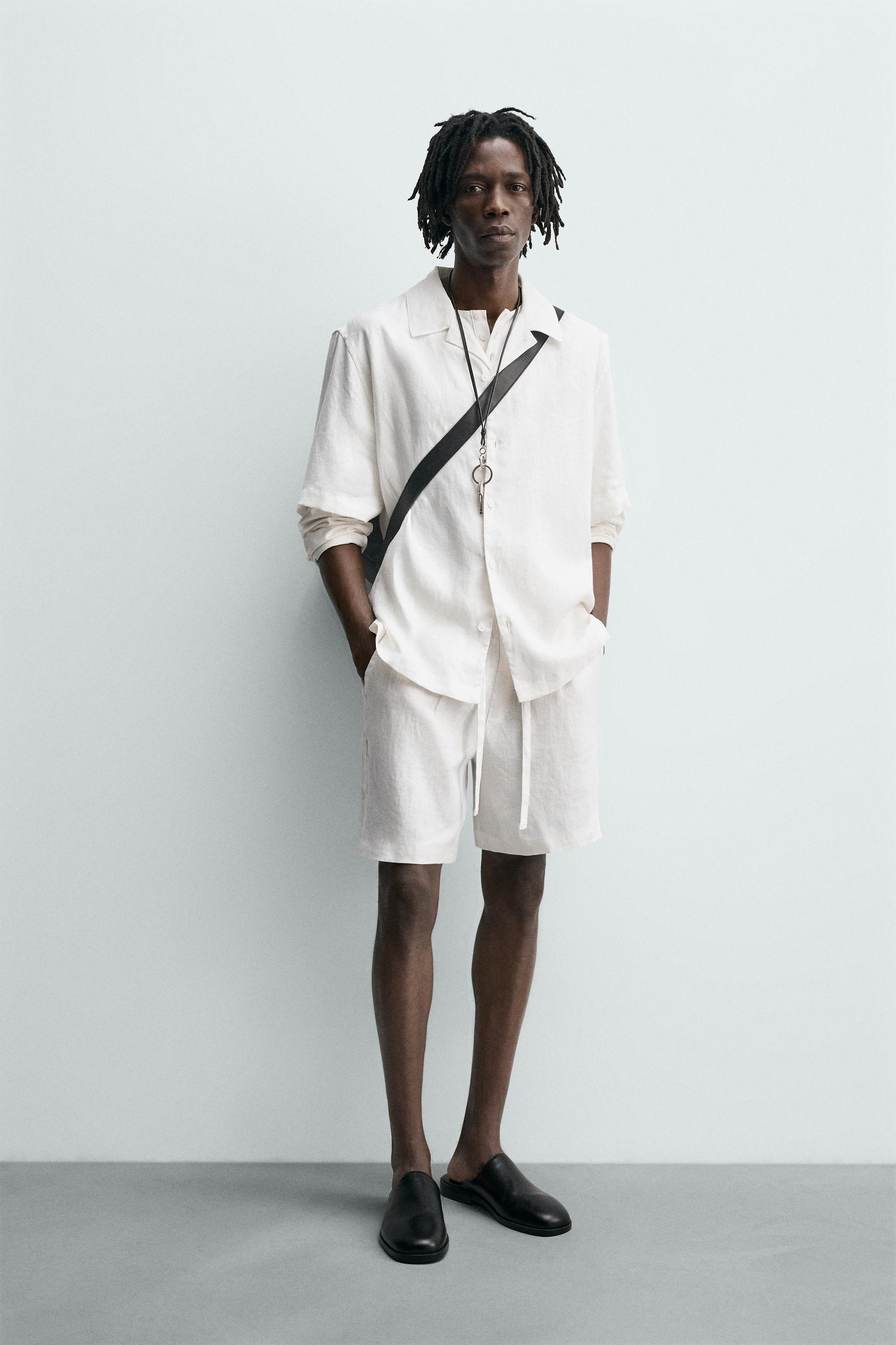 CALÇÕES BERMUDA RELAXED FIT 100% LINHO