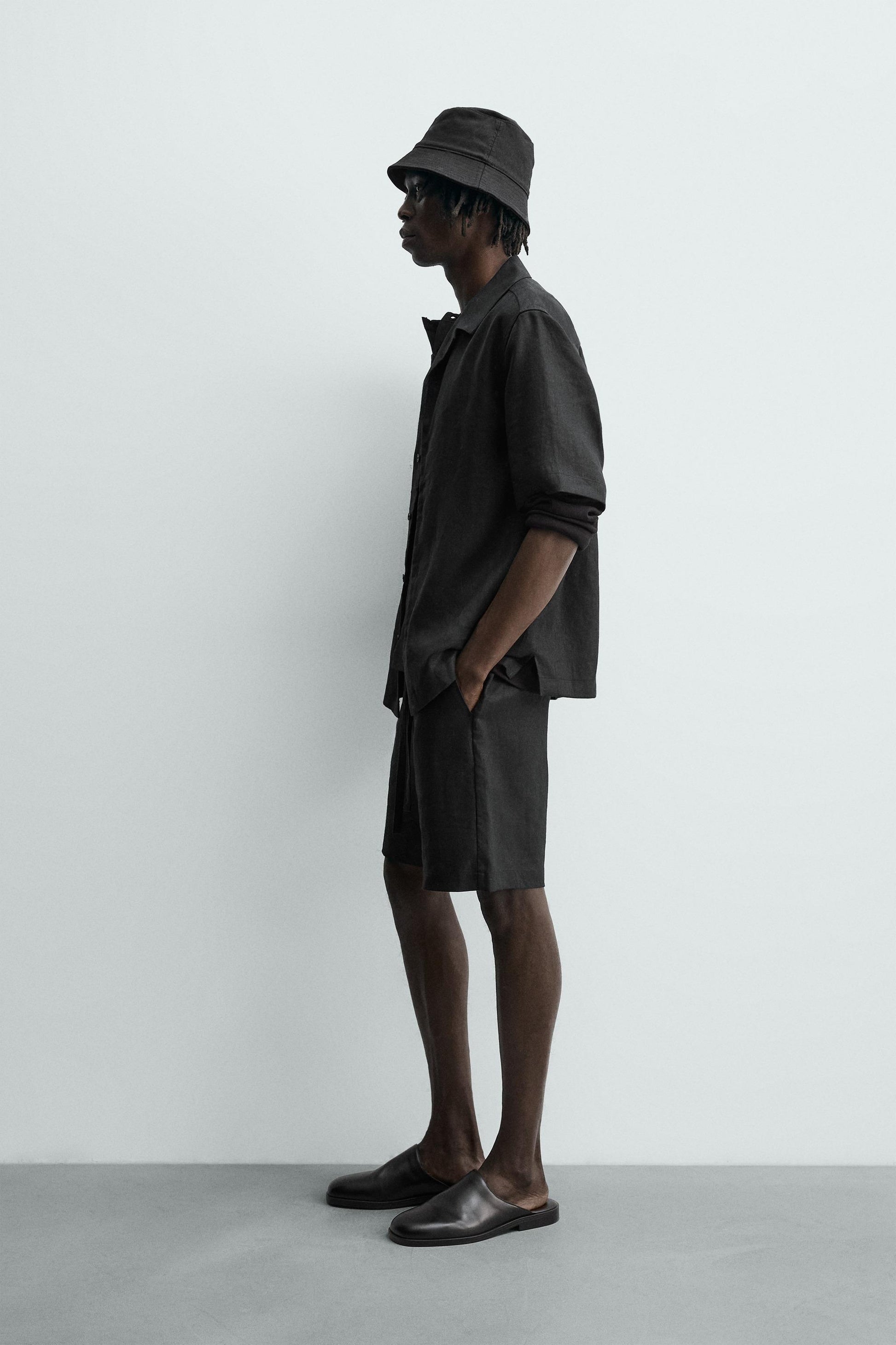 CALÇÕES BERMUDA RELAXED FIT 100% LINHO